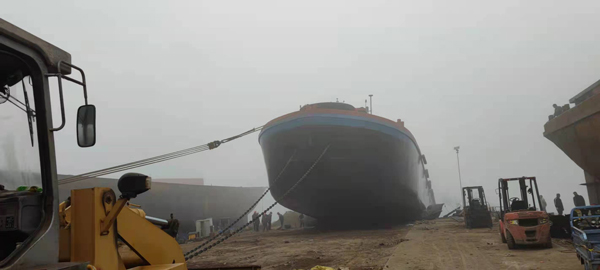 恭喜李老板船只下河，船號（四航258）